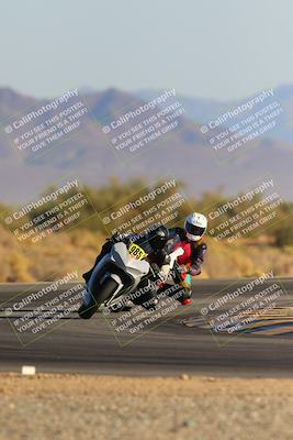 media/Dec-09-2023-SoCal Trackdays (Sat) [[76a8ac2686]]/Turn 15 Set 1 (230pm)/